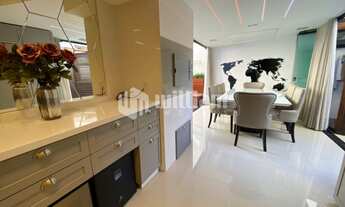 Imagem 5: ![CDATA[APARTAMENTO FINAMENTE MOBILIADO E EQUIPADO COM 2 SUÍTES E 2 VAGAS NA PRAIA DOS A