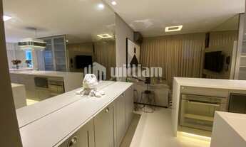 Imagem 4: ![CDATA[APARTAMENTO FINAMENTE MOBILIADO E EQUIPADO COM 2 SUÍTES E 2 VAGAS NA PRAIA DOS A