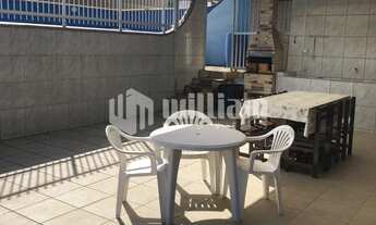 Imagem 6: ![CDATA[CASA COM 6 DORMITÓRIOS À 550 METROS DO MAR]]