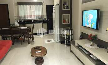 Imagem 2: ![CDATA[CASA NO BAIRRO SÃO JOÃO]]