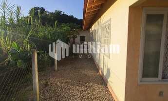 Imagem 3: ![CDATA[DUAS CASAS EM UM TERRENO NA GERAL DA GUABIRUBA SUL]]