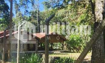 Imagem: ! CDATA SITÍO COM 3 DORMITÓRIOS A VENDA