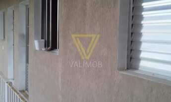 Imagem: TRÊS CASAS BOAS NO MESMO TERRENO (Perfeita