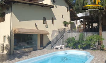 Imagem: Casa à venda no condomínio Granja Viana