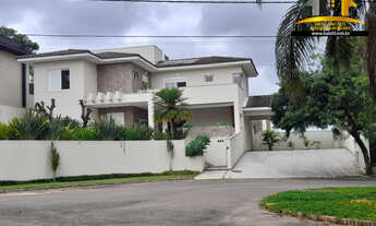 Imagem: Casa à venda no condomínio Golf Village