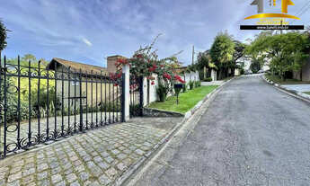 Imagem 2: Casa à venda no condomínio Chácara dos Lagos em Carapicuíba - SP