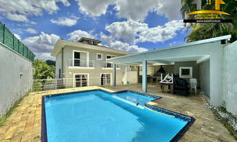 Imagem: Casa à venda no condomínio Golf Village