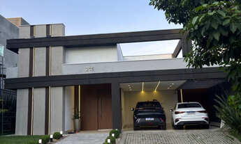 Imagem 2: Casa térrea no condomínio Vintage na Granja Viana - Batelli Imóveis