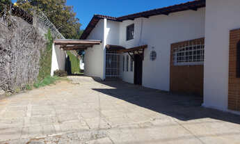 Imagem 2: Casa Térrea para Locação Comercial na Granja Viana