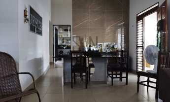 Imagem 5: Casa a Venda no Bairro do Ernesto Geisel - C/03 Quartos, 2 Suítes, Garagem para 04 Veiculo