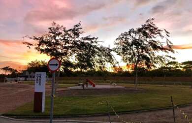 Imagem 4: Alphaville Paraíba : Medindo 14,36m de frente e fundo por 30,00 comprimento de ambos os la