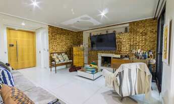 Imagem 3: 4 dormitórios na Rua Coronel Melo De Oliveira