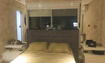 Imagem 6: 4 dormitórios na Rua Doutor Cândido Espinheira