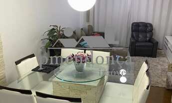 Imagem 2: 3 dormitórios na Rua Vitorino Carmilo