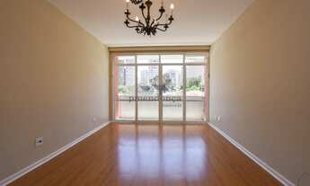 Imagem 2: 3 dormitórios na Rua Doutor Cândido Espinheira