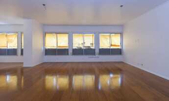 Imagem 2: 3 dormitórios na Rua Doutor Veiga Filho