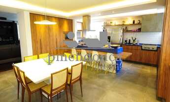 Imagem 2: 4 dormitórios, 4 suíte, 6 banheiro, 2 vagas na garagem