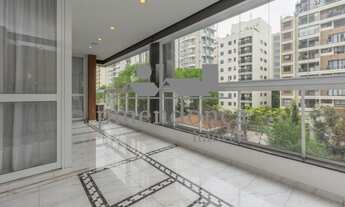 Imagem 2: 4 dormitórios na Rua Isabel De Castela