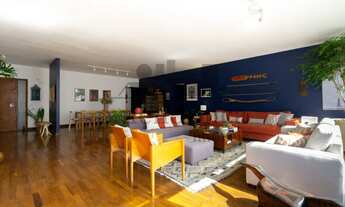 Imagem 4: 3 dormitórios, 1 suítes, 2 banheiro, 2 vagas na garagem