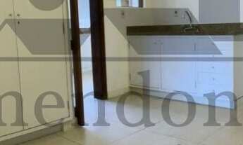 Imagem 4: 4 dormitórios na Rua Leão Coroado