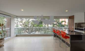 Imagem 4: 4 dormitórios na Rua Monte Alegre