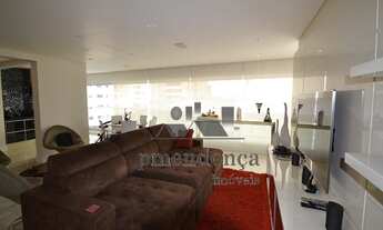 Imagem 5: 4 dormitórios na Rua Lincoln Albuquerque