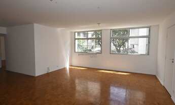 Imagem 2: 3 dormitórios na Rua Doutor Albuquerque Lins