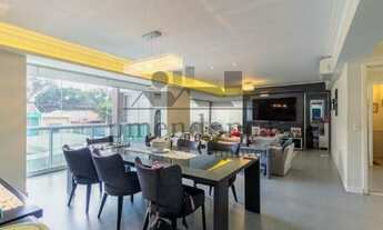 Imagem 3: 4 dormitórios na Rua Doutor Cândido Espinheira