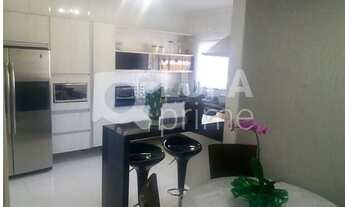 Imagem 3: 3 dormitórios na Rua Irmãos Pila