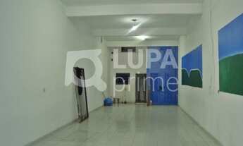 Imagem: 4 banheiro na Rua Behring