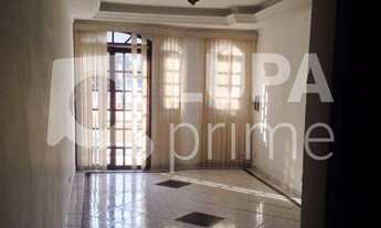 Imagem: 3 dormitórios, 3 banheiro, 5 vagas na garagem