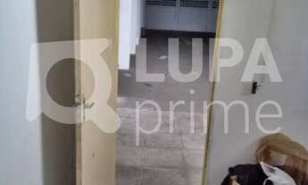 Imagem 6: 3 banheiro na Rua Antônio Cavazzam