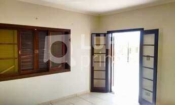 Imagem: 2 dormitórios na Rua Luís Bento Damiani