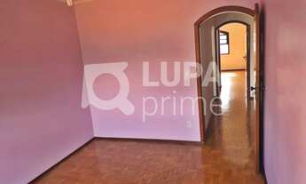 Imagem 5: 4 dormitórios na Rua Antônio Luís Viêira