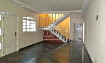 Imagem: 3 dormitórios na Rua Nazaré Da Mata