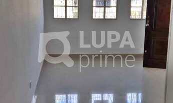 Imagem 2: 3 dormitórios na Rua Capitão Francisco Lipi