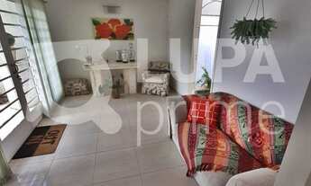 Imagem 3: 4 dormitórios na Rua Jornalista Américo Ariza