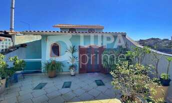 Imagem: 4 dormitórios na Rua Boris Barnett