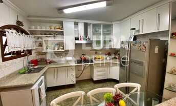 Imagem 6: 4 dormitórios na Rua Boris Barnett