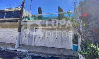 Imagem 3: 4 dormitórios na Rua Boris Barnett