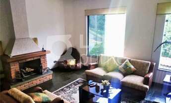 Imagem 2: 4 dormitórios na Rua José Dos Santos Castro