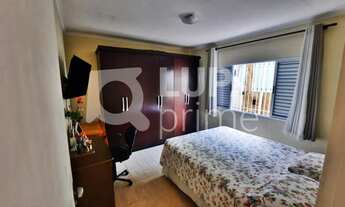 Imagem 4: 4 dormitórios, 2 banheiro, 1 vaga na garagem