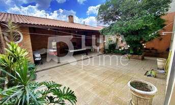 Imagem: 4 dormitórios na Rua Vasconcelos Barros