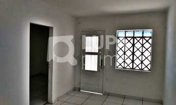 Imagem: 2 dormitórios, 1 banheiros, 1 vaga na garagem