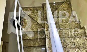 Imagem 6: 3 dormitórios, 1 suítes, 2 banheiro, 2 vagas na garagem