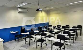 Imagem: Na Rua Afonso Sardinha