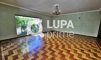 Imagem: 5 dormitórios na Rua Mere Amedea