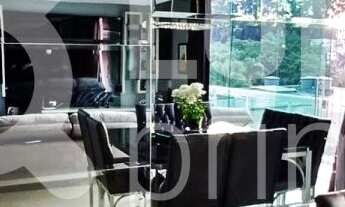 Imagem 2: 4 dormitórios na Rua Moreira Terra