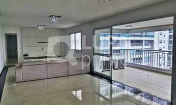 Imagem 2: 4 dormitórios na Rua Sapucaia