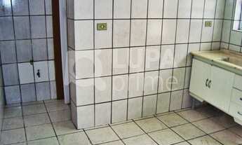 Imagem 2: 1 dormitório na Rua Alves Cardoso